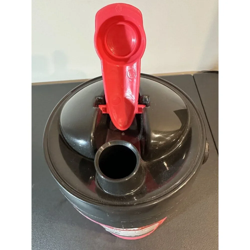 New Igloo Sport Beverage Cooler 1/2‎ Gallon Capacity With Hooks- Pink - Picture 7 of 9